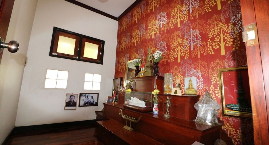 For sale 4 bedrooms house in Mueang Nong Khai, Nong Khai