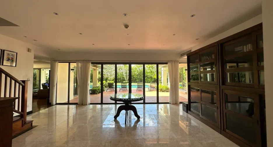 For rent 6 bedrooms villa in Thalang, Phuket