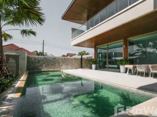 Villa en venta de 5 habitaciones en Thalang, Phuket
