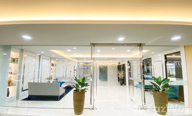 Condo en venta de 3 habitaciones en Watthana, Bangkok