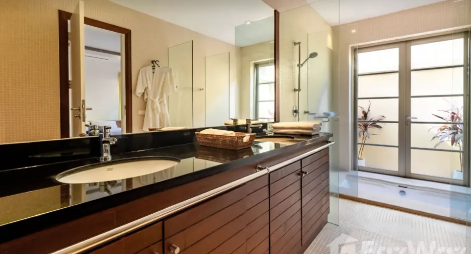 For rent 3 bedrooms villa in Thalang, Phuket