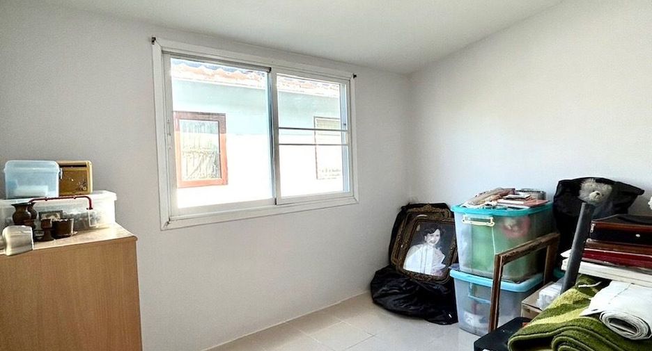 Casa en venta de 4 habitaciones en Don Mueang, Bangkok