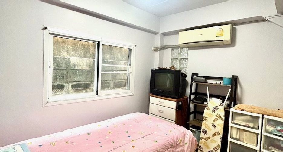Casa en venta de 4 habitaciones en Don Mueang, Bangkok