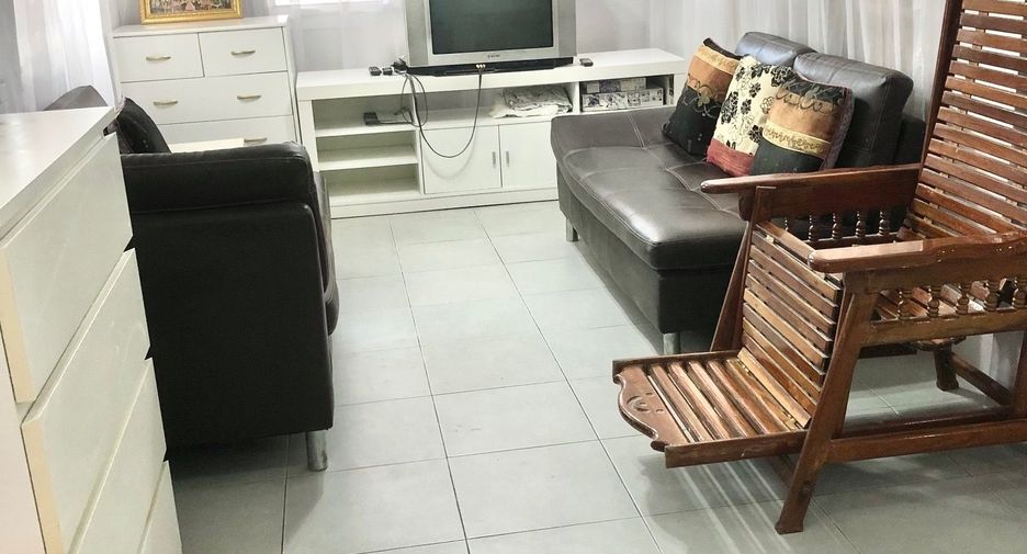 Casa en venta de 4 habitaciones en Don Mueang, Bangkok