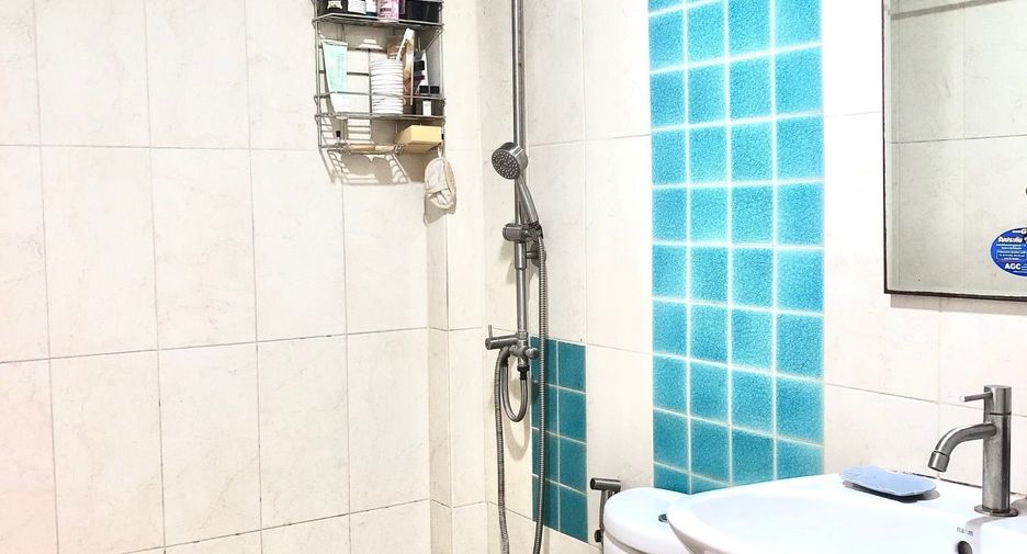 Casa en venta de 4 habitaciones en Don Mueang, Bangkok