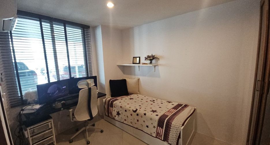 For rent 2 bedrooms condo in Bang Lamung, Chonburi