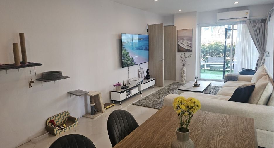 For rent 2 bedrooms condo in Bang Lamung, Chonburi