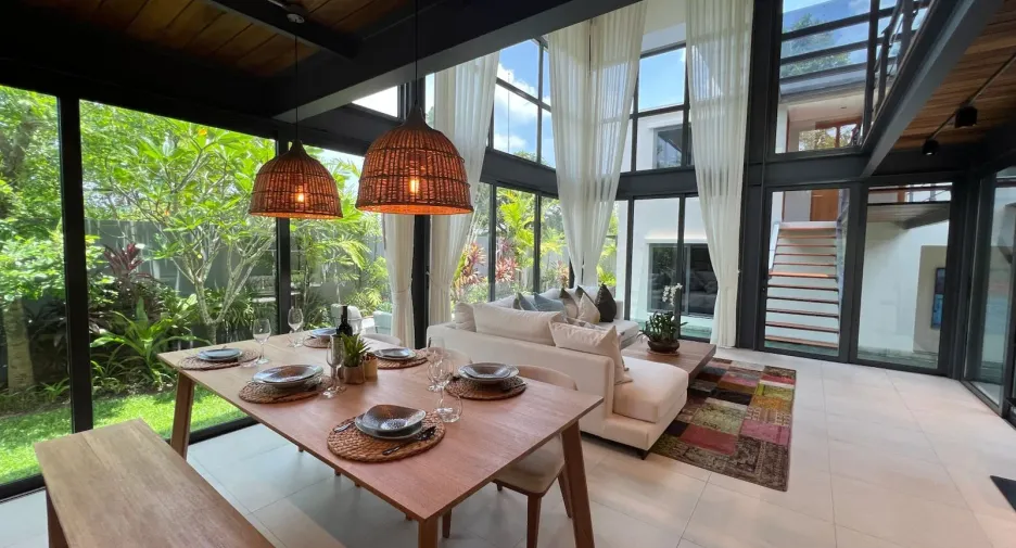 Villa zum Kauf mit 4 Zimmer in Thalang, Phuket