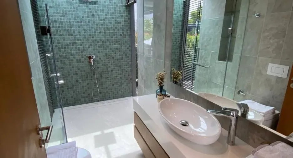 Villa zum Kauf mit 4 Zimmer in Thalang, Phuket