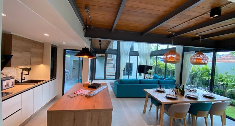 Villa en venta de 4 habitaciones en Thalang, Phuket