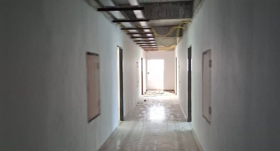 For sale and for rent 100 bedrooms retail Space in Bang Lamung, Chonburi