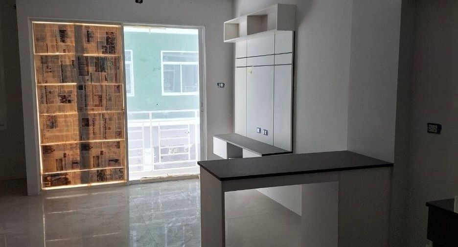 For sale and for rent 100 bedrooms retail Space in Bang Lamung, Chonburi