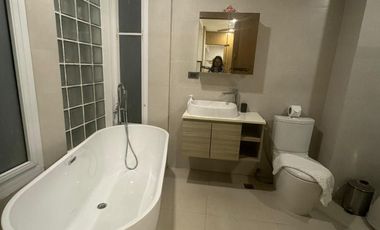 For sale 2 ベッドルーム condo in Kathu, Phuket