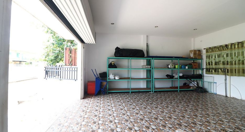 For sale 3 bedrooms house in Mueang Udon Thani, Udon Thani