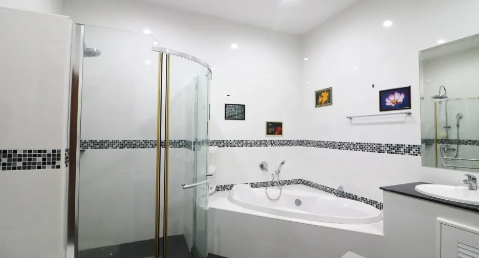 For sale 3 bedrooms house in Mueang Udon Thani, Udon Thani