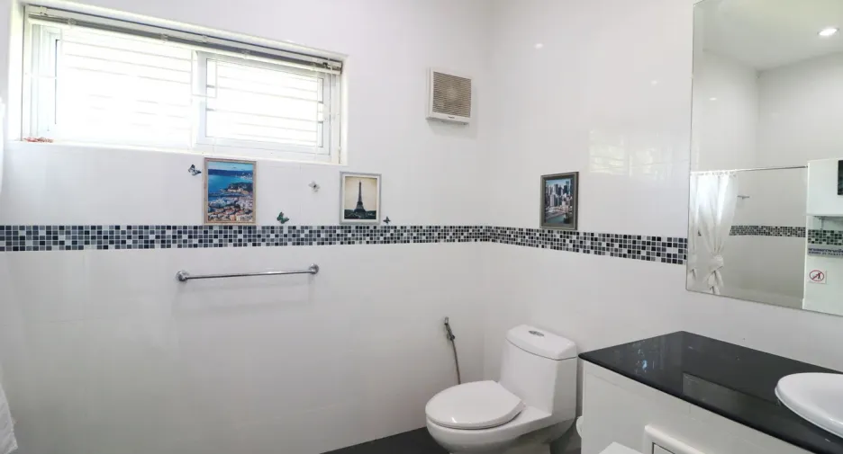 For sale 3 bedrooms house in Mueang Udon Thani, Udon Thani