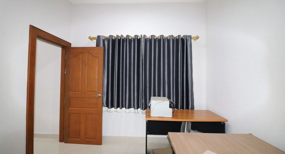 For sale 3 bedrooms house in Mueang Udon Thani, Udon Thani
