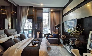 For sale スタジオ condo in Khlong Toei, Bangkok