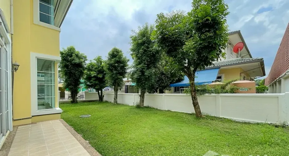 For sale 5 bedrooms house in Prawet, Bangkok