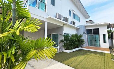 For rent 3 bedrooms house in Mueang Phuket, Phuket