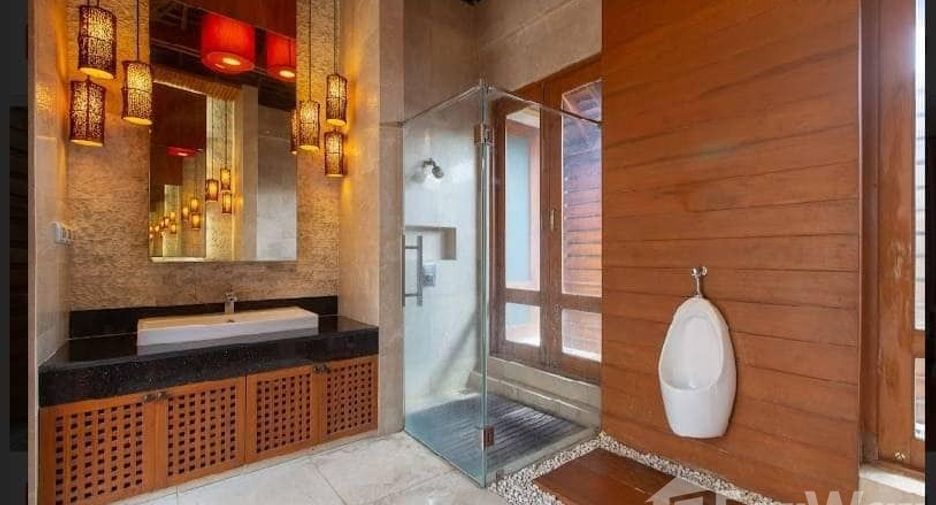 For sale 5 bedrooms house in Bueng Kum, Bangkok
