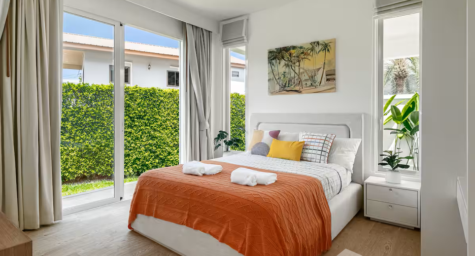 For sale 3 bedrooms villa in Kathu, Phuket