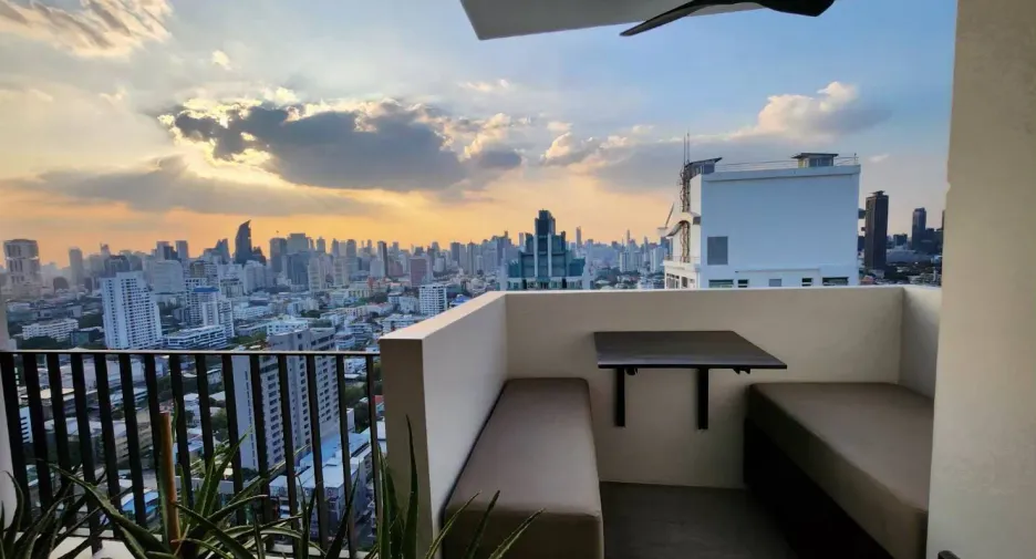 For sale そして for rent 1 Beds condo in Watthana, Bangkok
