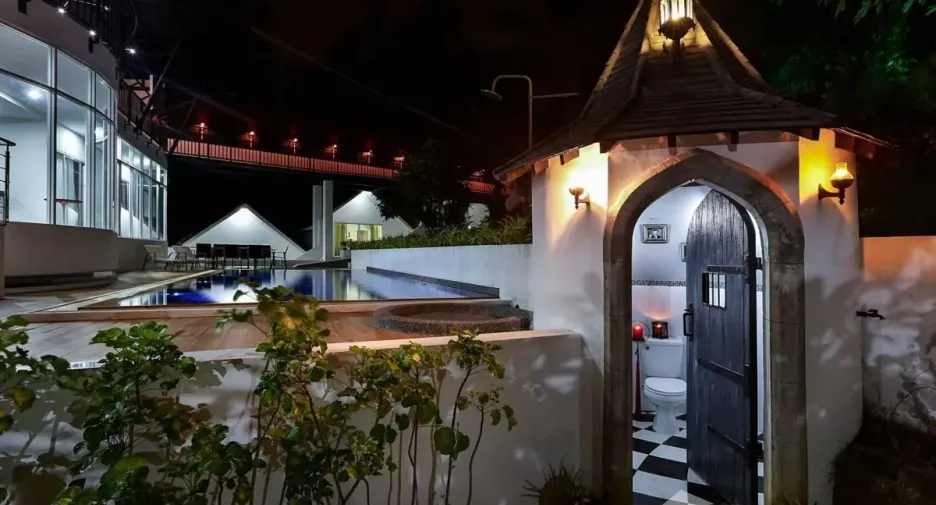 À vendre 10 chambres maison à Mueang Phuket, Phuket