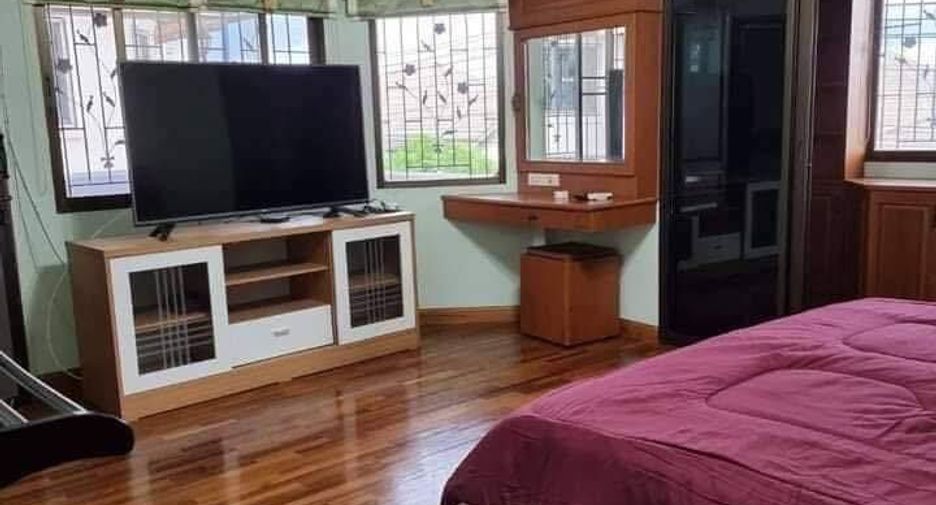 For rent 4 bedrooms house in Bang Lamung, Chonburi