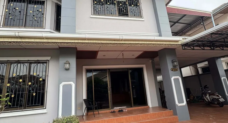 For rent 4 bedrooms house in Bang Lamung, Chonburi