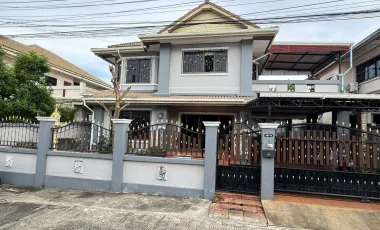 Haus zur Miete mit 4 Zimmer in Bang Lamung, Chonburi