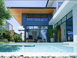 For rent 3 bedrooms villa in Mueang Phuket, Phuket