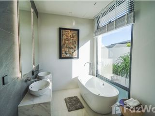 For rent 3 bedrooms villa in Mueang Phuket, Phuket