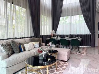 Villa en venta y en alquiler de 4 habitaciones en Bang Lamung, Chonburi