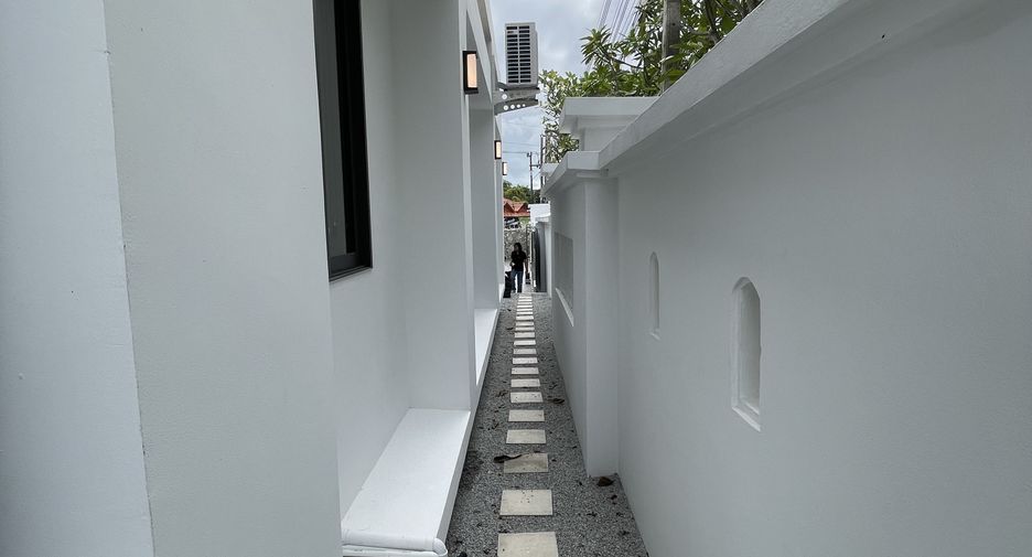 For sale 4 ベッドルーム house in Bang Lamung, Chonburi