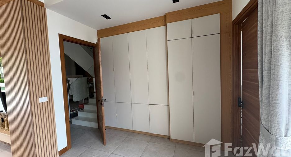 For sale 4 bedrooms villa in Thalang, Phuket