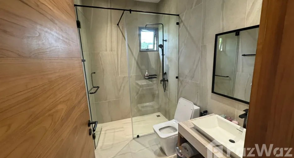 For sale 4 bedrooms villa in Thalang, Phuket