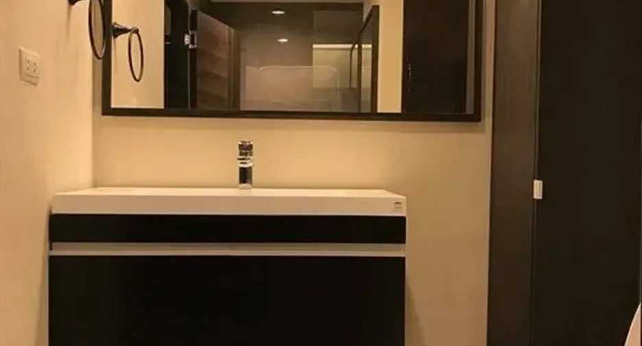Wohnung zum Kauf mit 2 Zimmer in Pathum Wan, Bangkok