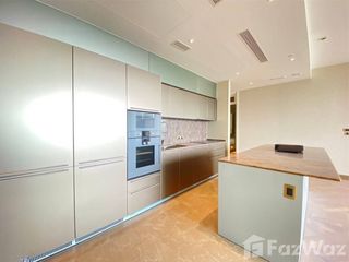 For sale 3 ベッドルーム condo in Khlong San, Bangkok