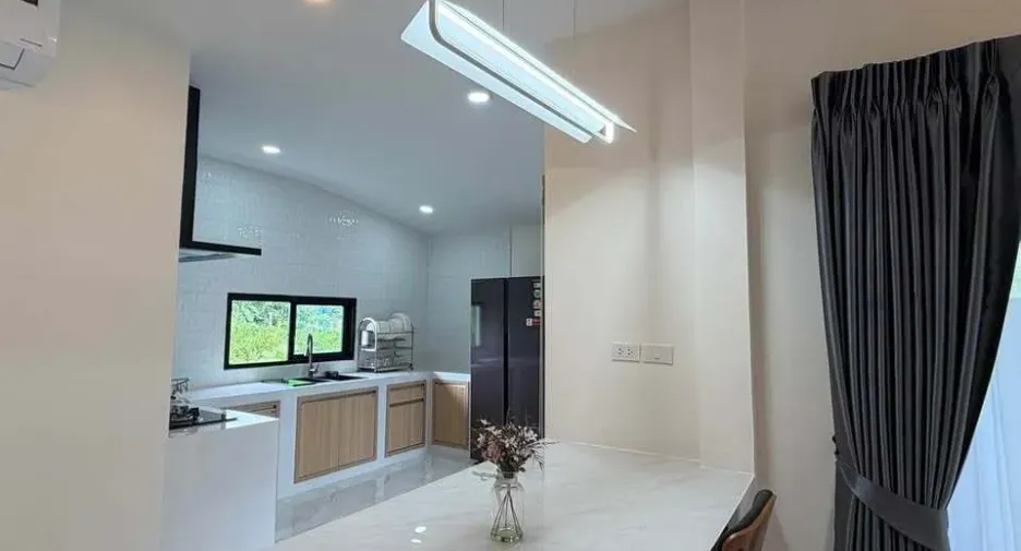 For rent 3 ベッドルーム villa in Mueang Phuket, Phuket