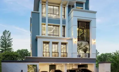 For sale 5 bedrooms townhouse in Lat Krabang, Bangkok