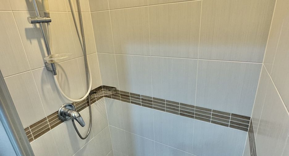 À vendre 1 chambre condo à Mueang Udon Thani, Udon Thani