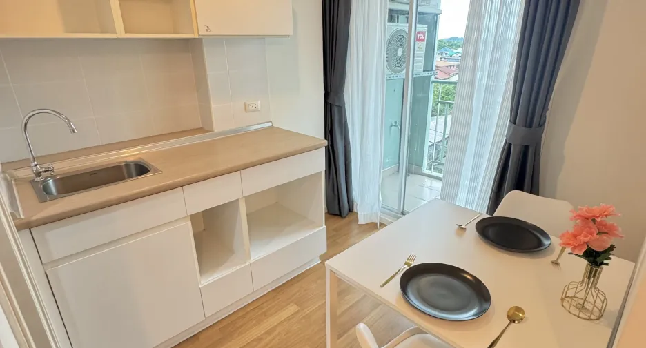 For sale 1 bed condo in Mueang Udon Thani, Udon Thani