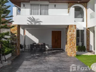 À vendre et à louer 4 chambres villa à Bang Lamung, Chonburi