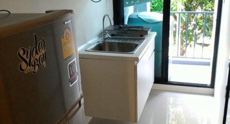 For sale 1 bed condo in Mueang Samut Prakan, Samut Prakan