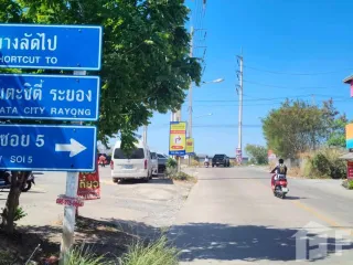 出售 土地 在 Pluak Daeng, Rayong