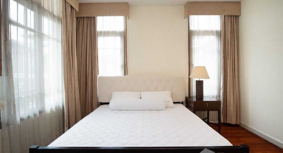 ขาย และ ให้เช่า 4 ห้องนอน บ้านเดี่ยว ใน วัฒนา, กรุงเทพฯ