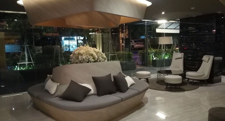 For sale and for rent 1 bed condo in Sathon, Bangkok