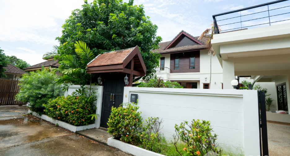 For rent 6 bedrooms villa in Thalang, Phuket