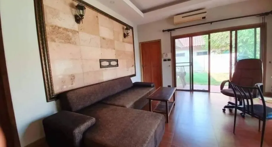 Villa zum Kauf und zur Miete mit 3 Zimmer in Bang Lamung, Chonburi
